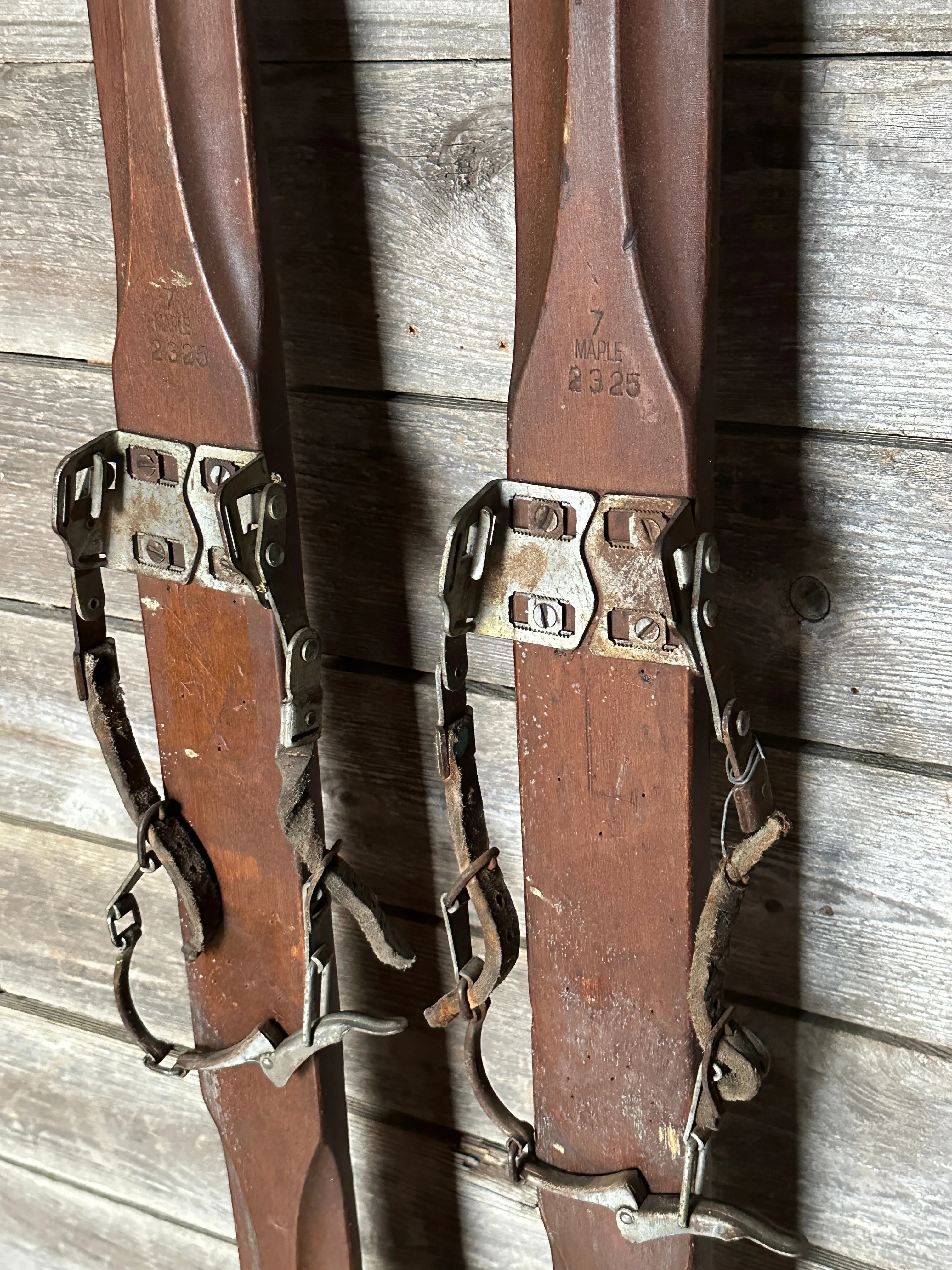 1940’s Winter King Ridgetop Skis