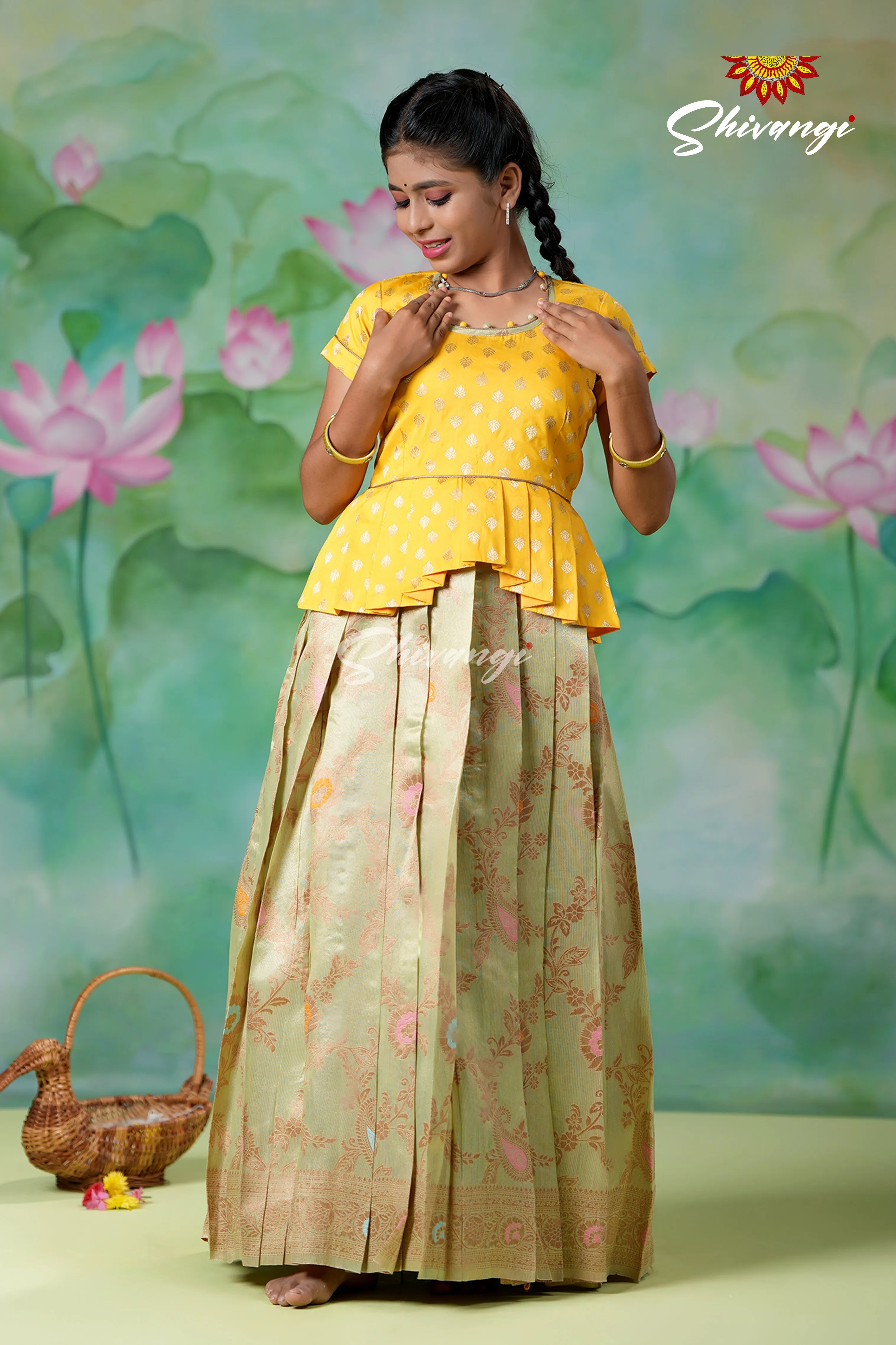 Girls Green Mango Paisley Pattu Langa Designs!!!