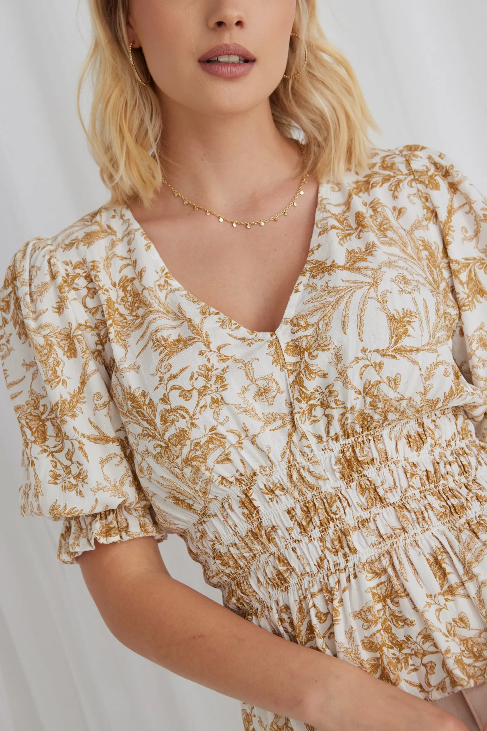 Lightness Ginger Baroque Print Shirred Panel Ss Top