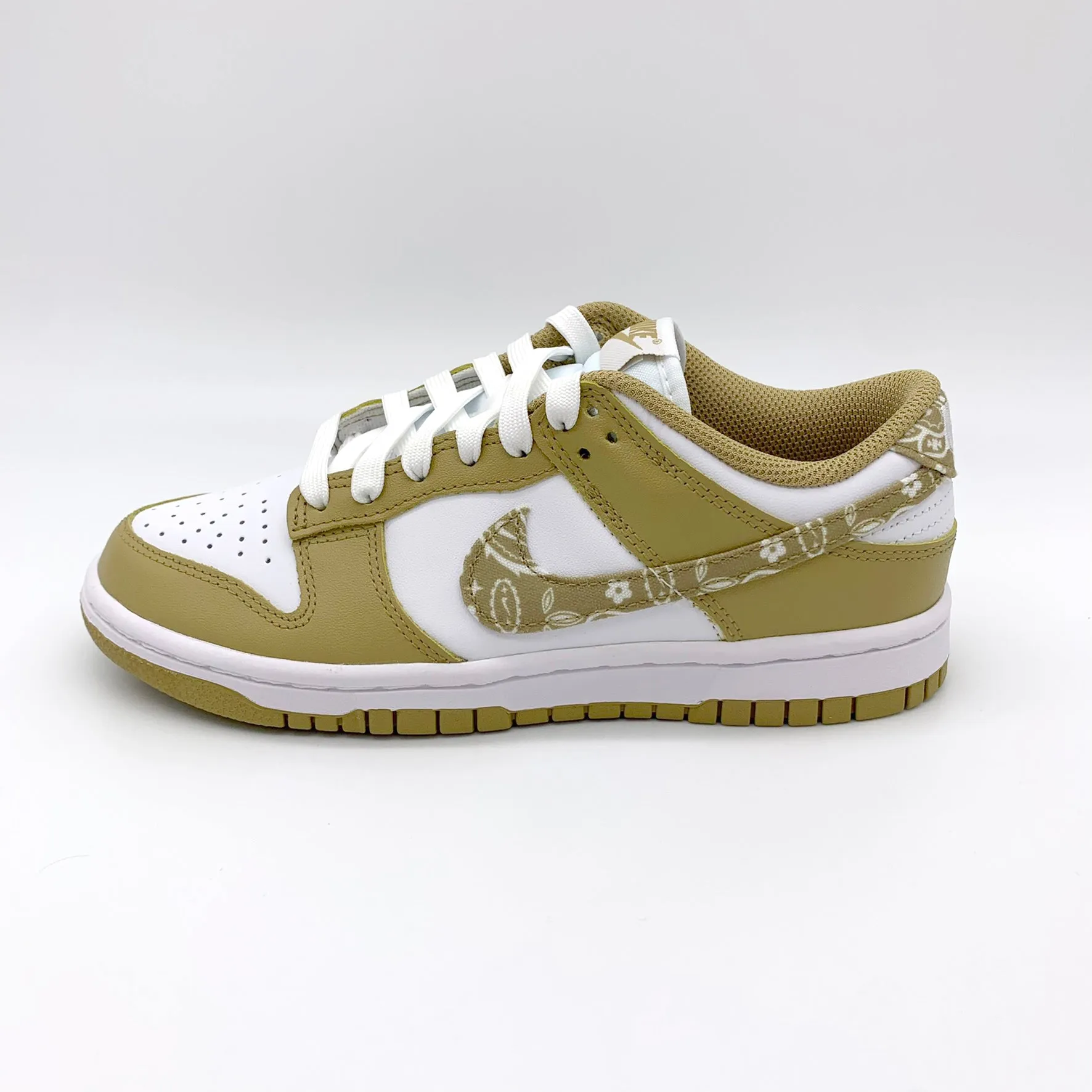 Nike Dunk Low Essential Paisley Pack Barley