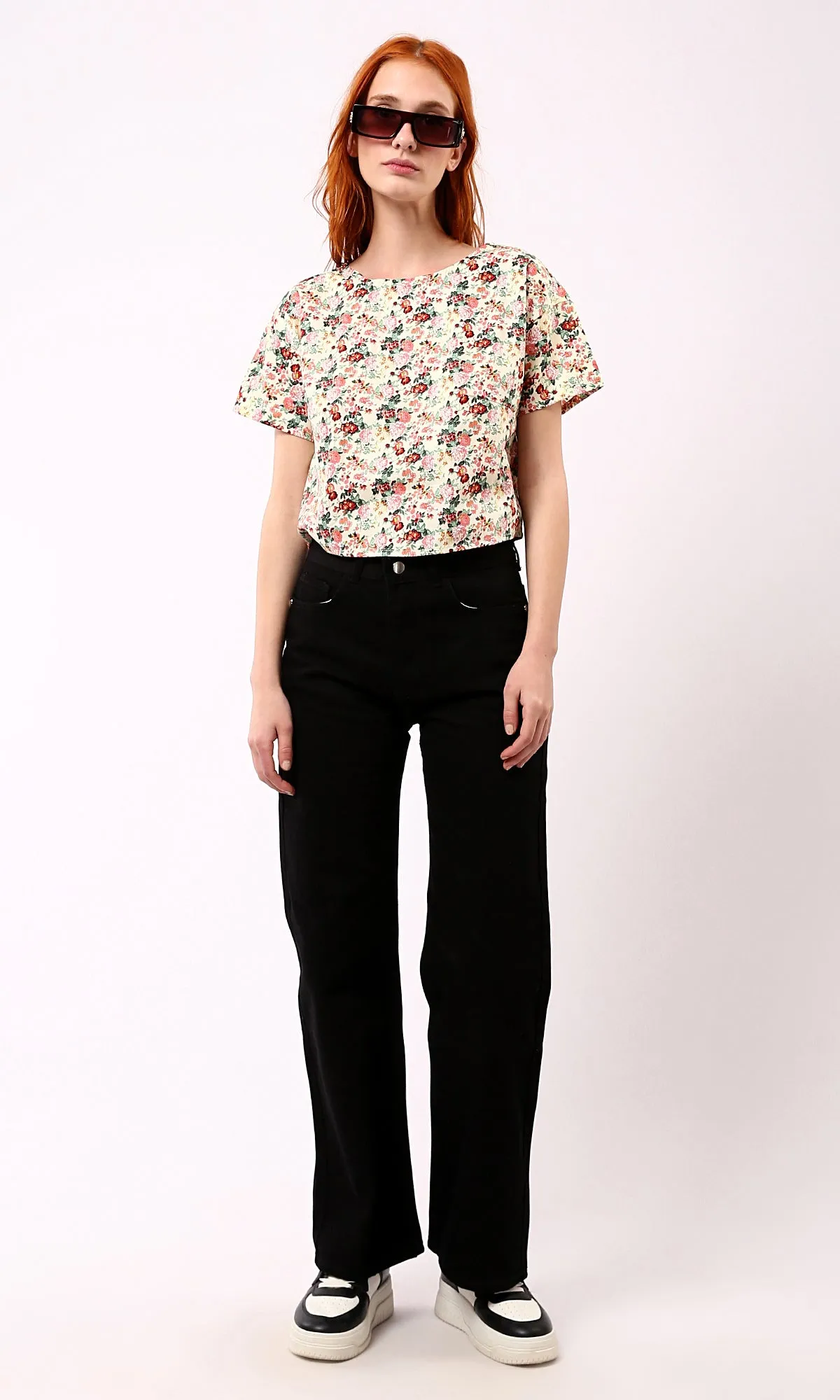 O183065 Crew Neck Multicolour Floral Short Tee