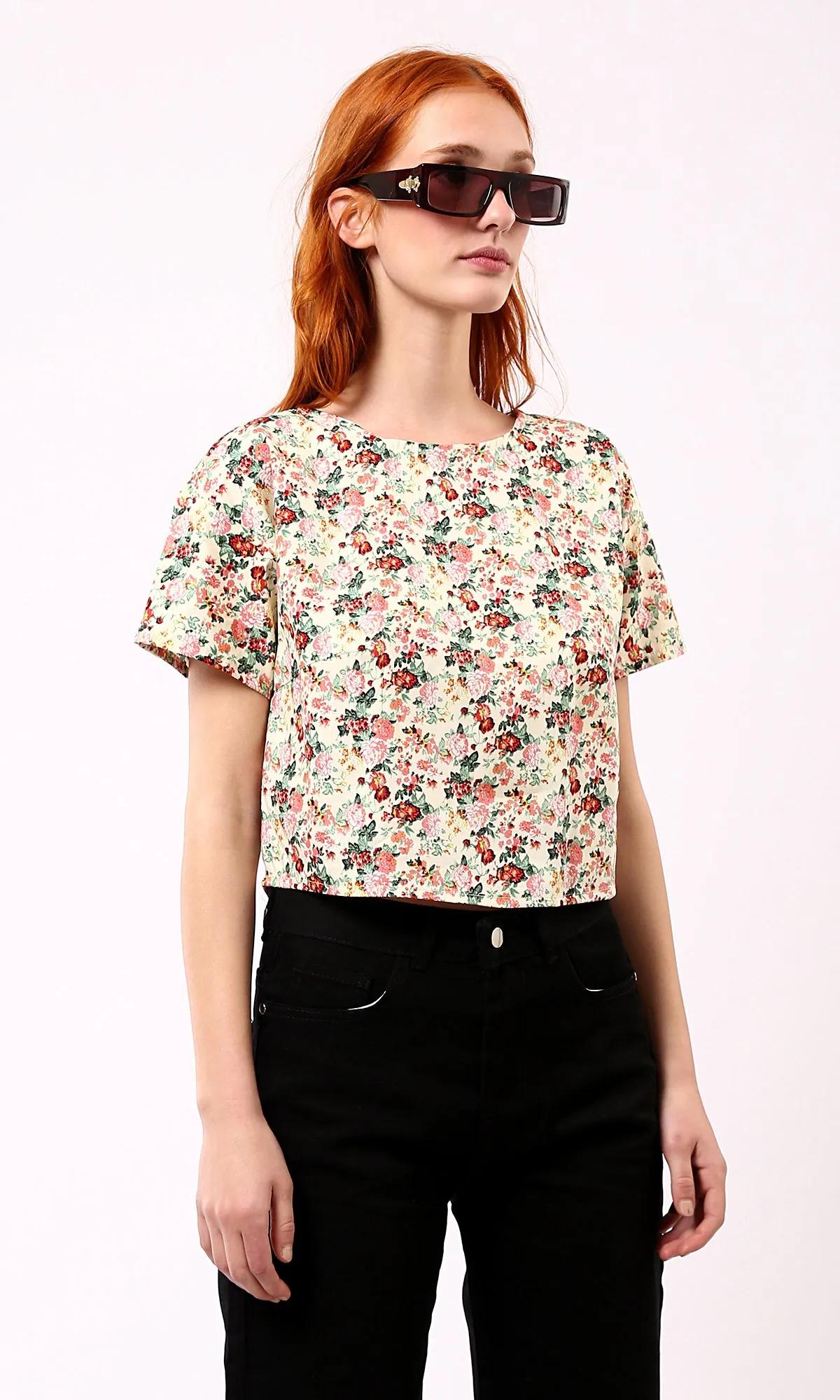 O183065 Crew Neck Multicolour Floral Short Tee