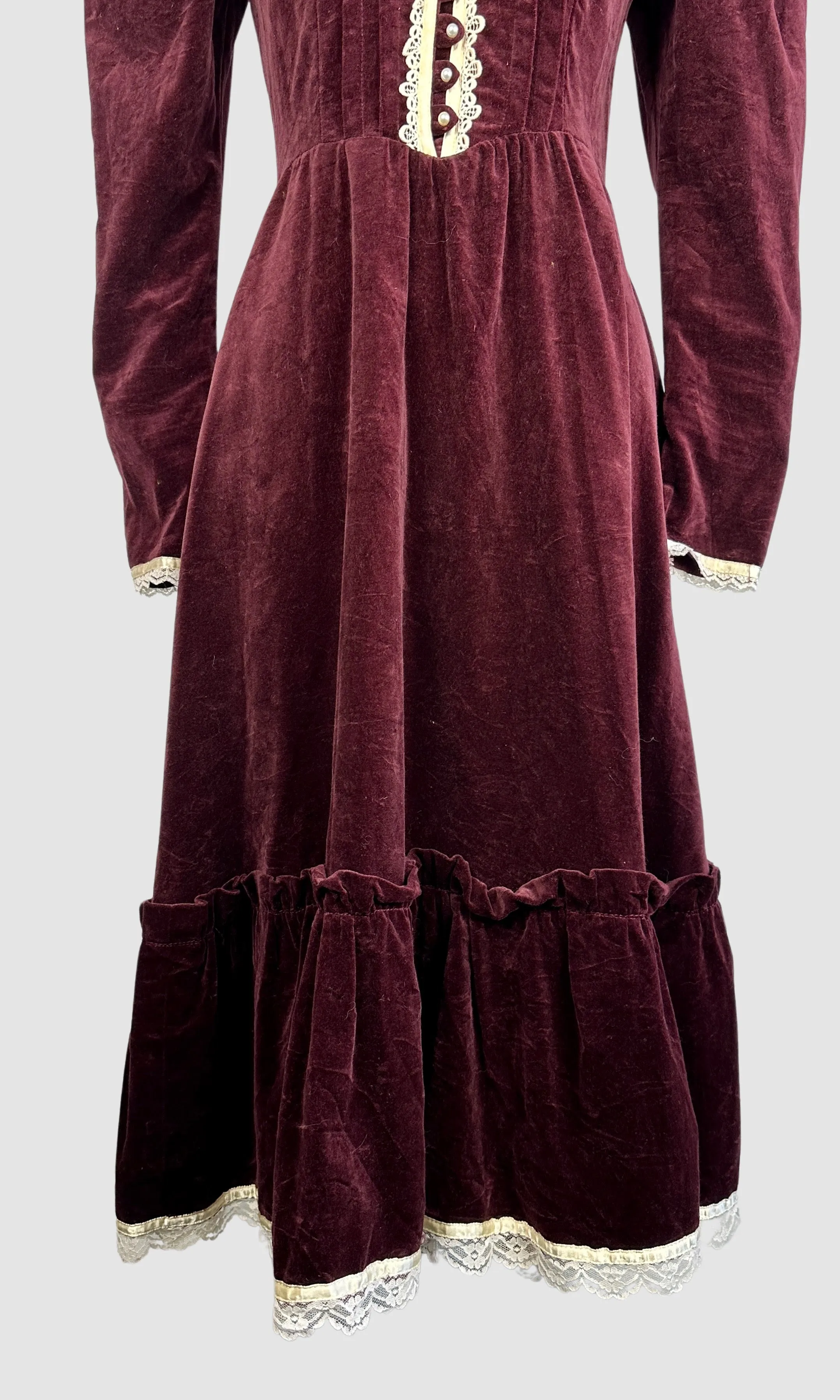 PRAIRIE TALE 70s Gunne Sax Victorian Style Velveteen Dress   Small