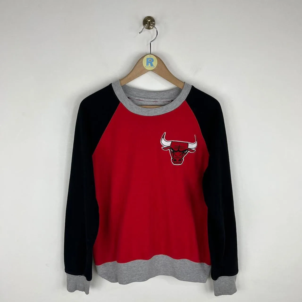 Vintage Chicago Bulls Sweatshirt (Small)