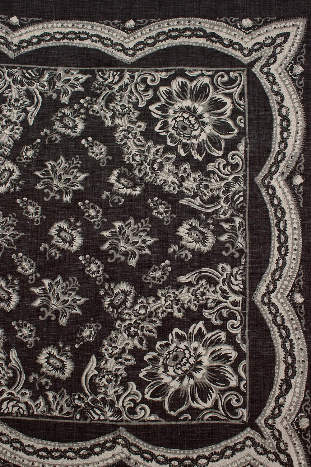 Wildflower Scarf Black